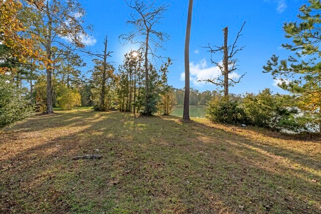 Building Photo - 16031 Tallis Dr