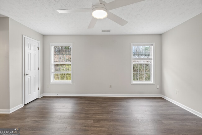 Building Photo - 5205 Maltdie Ct NE