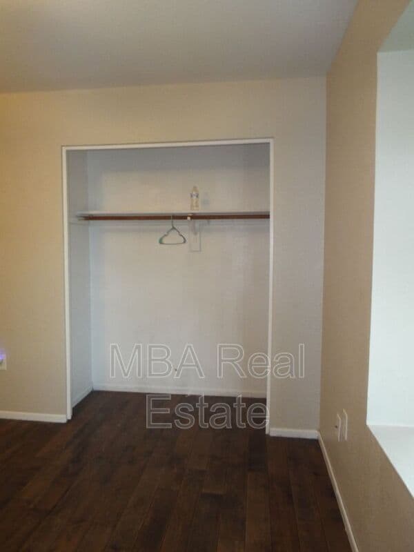 Building Photo - 3150 E Cicero St