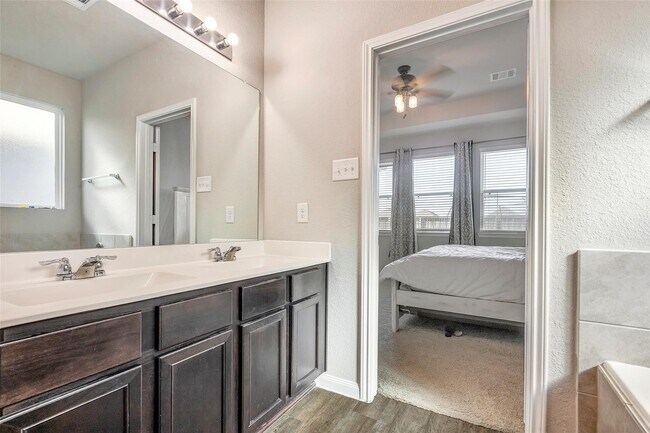 Building Photo - 24706 Signorelli Way