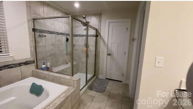 Building Photo - 10188 Harvest Gold Dr