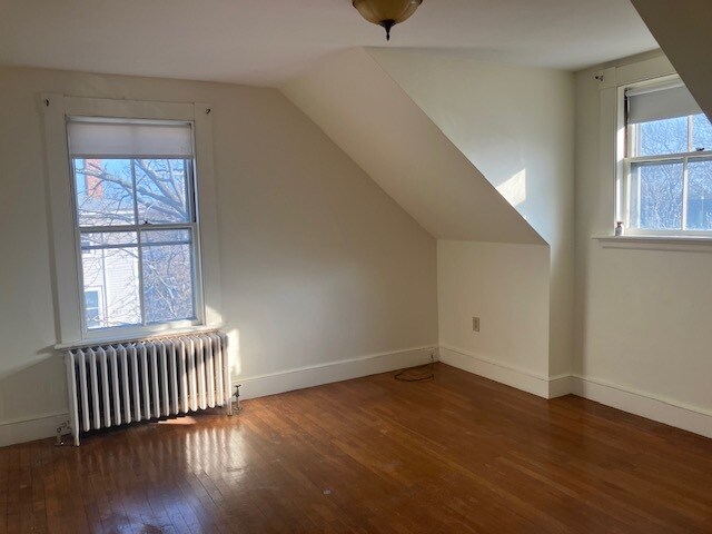 Building Photo - 4 Saunders St