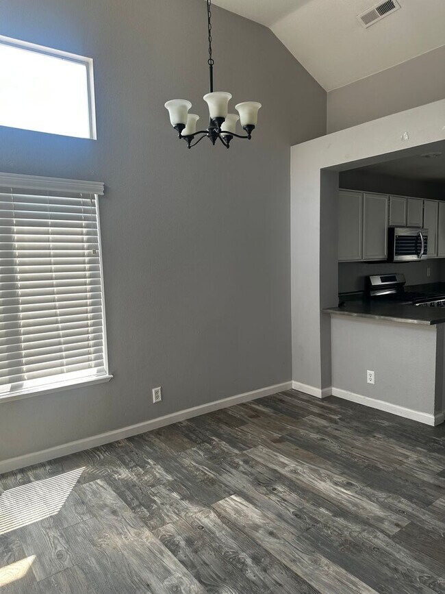 Building Photo - 4517 Park Rose Cir