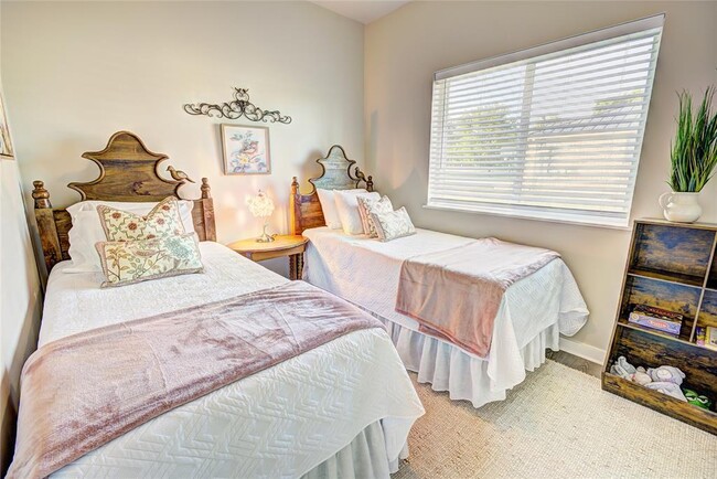 Building Photo - 108 Little Ranches Rd