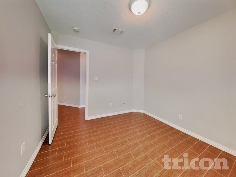 Building Photo - 138 Snug Harbor Blvd