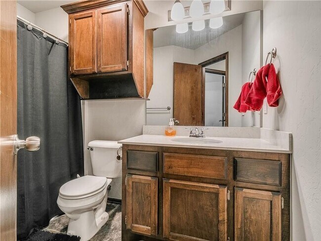 Building Photo - Welcome to this amazing home situated on a...