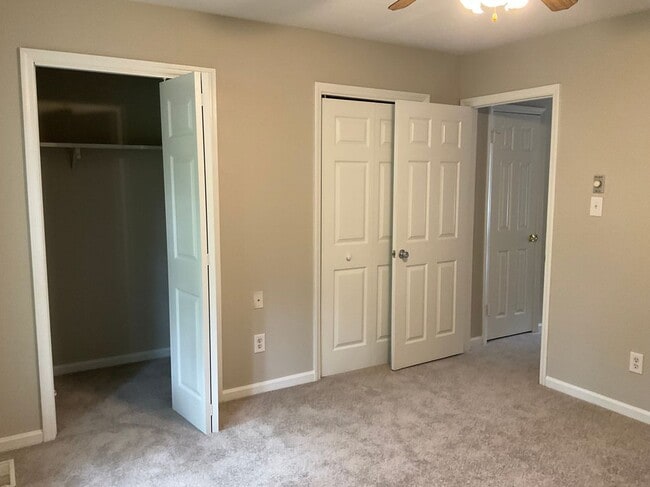 Building Photo - 6157 Loch Laural Ln