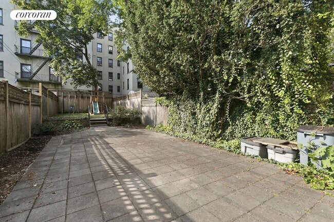 Building Photo - 1058 Sterling Pl