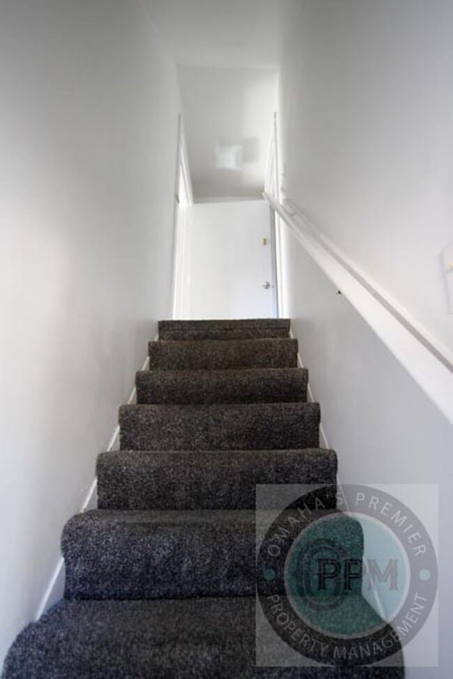 Building Photo - 4824 Webster St