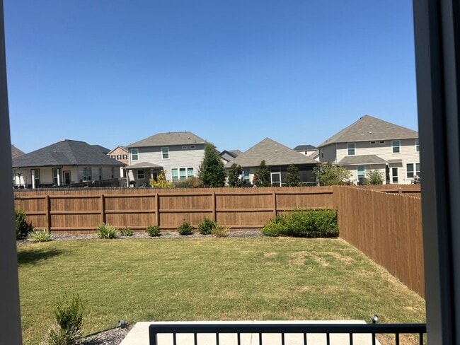 Building Photo - 114 E Granite Shrs Dr