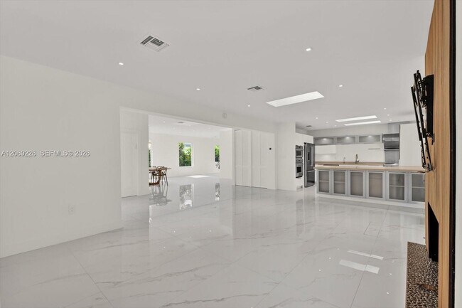 Building Photo - 1777 Daytonia Rd
