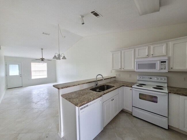 Building Photo - 9623 Cobblebrook Dr