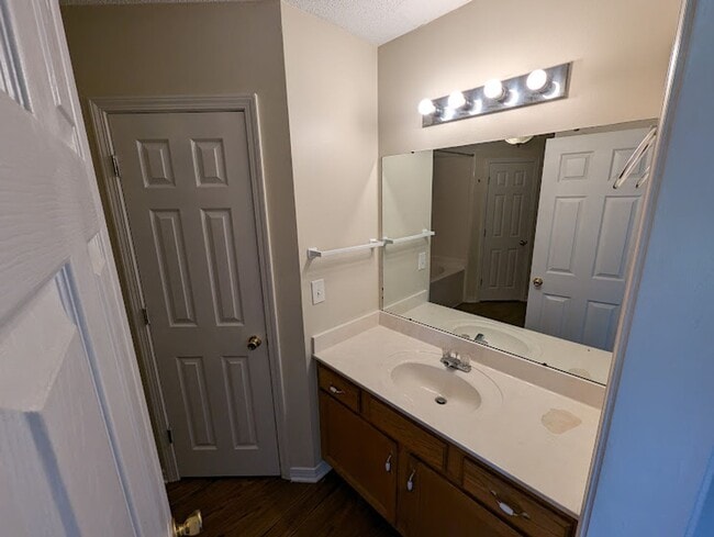 Building Photo - Three Bed Two Bath - Next to Magnolia School, Foley