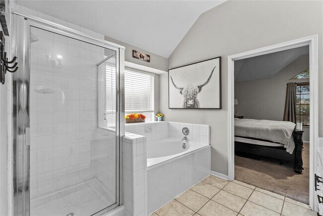 Building Photo - 3131 Bay Spring Dr