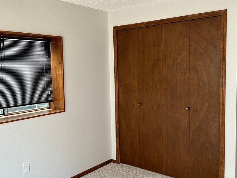 Basement BR 1 angle 2 - 5165 Granby Cir