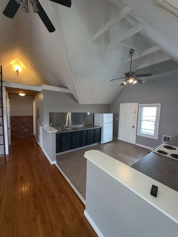 Building Photo - 746-748 River Street