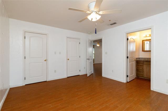 Building Photo - 3929 Willing Ave
