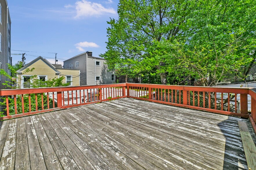 Building Photo - 12401 Fairview Ct