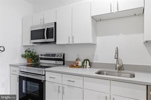 Building Photo - 915 N Broad St