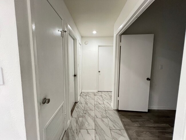 Building Photo - Perfect Home waiting for you!