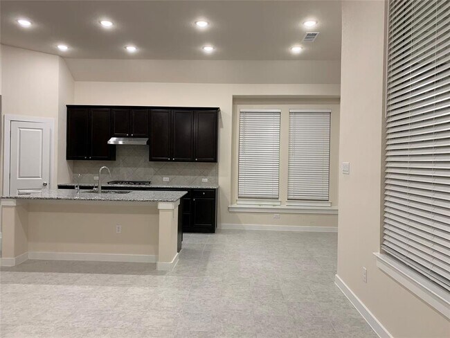 Building Photo - 117 Stone Fork Ln