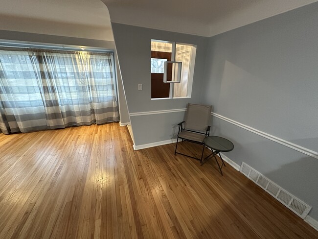 Building Photo - 12819 Lenore