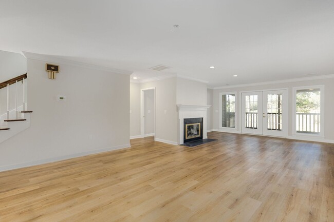 Building Photo - # Serene Living Near Travelers Rest