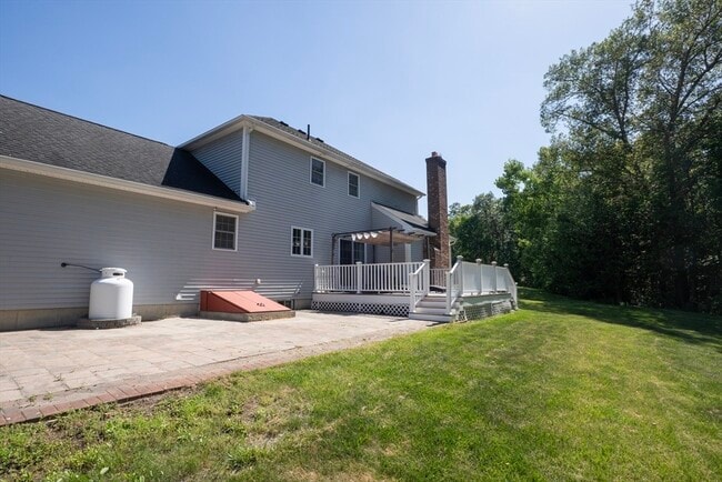 Building Photo - 30 Briarcliff Dr
