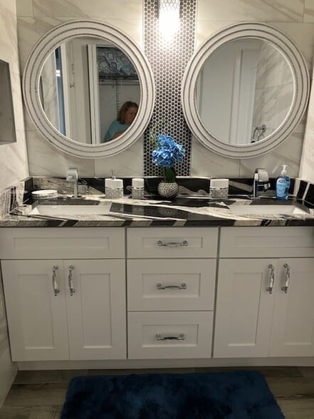 Building Photo - 5915 Sea Ranch Dr