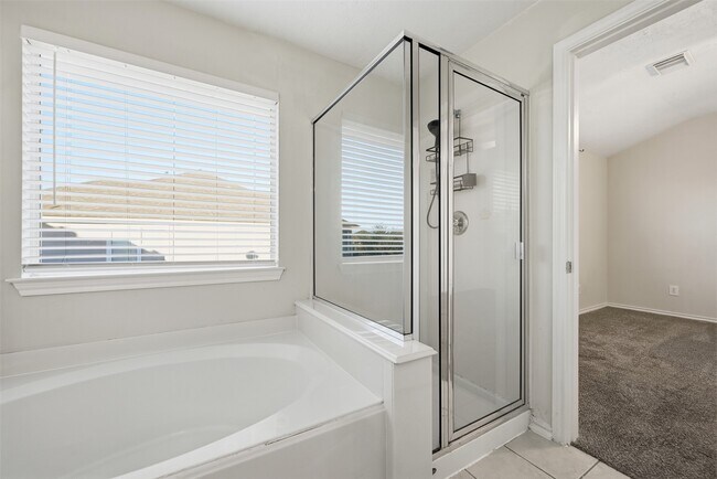 Building Photo - 6058 Shelbourne Park Ln