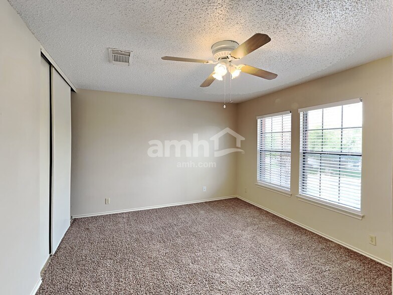 Building Photo - 11234 Berkley Sq
