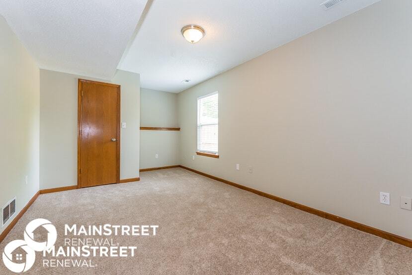Building Photo - 2107 Sunset Cir