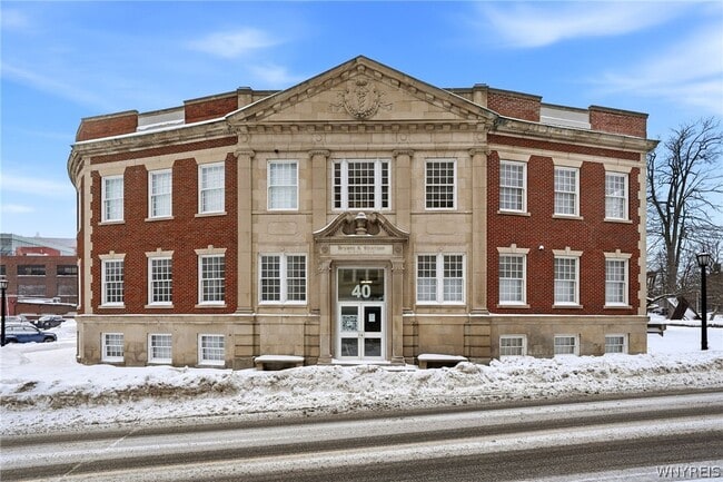 Building Photo - 40 North St