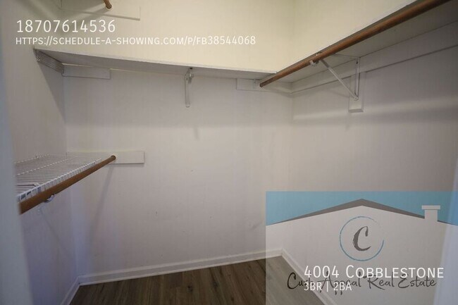 Building Photo - 4004 Cobblestone-