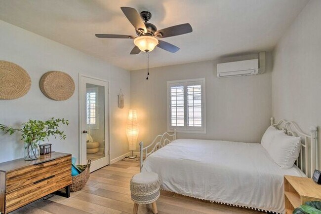 Building Photo - 4 Bed, 3 Bath, stunning home, located in t...