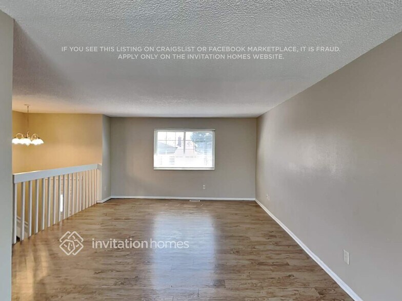 Building Photo - 1534 S Fraser Way