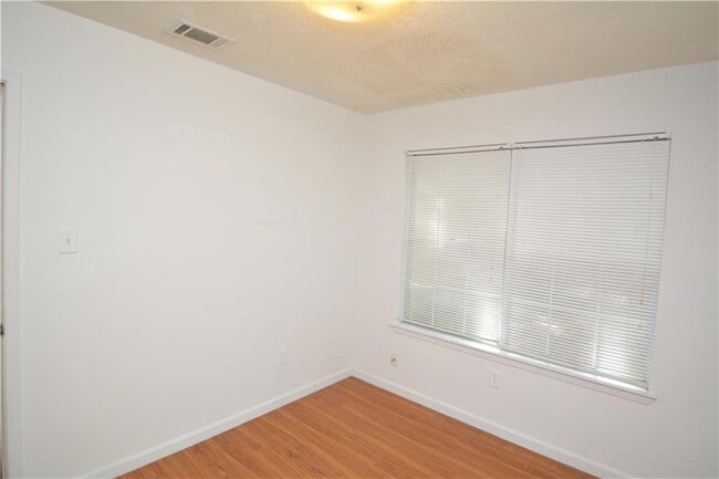 Building Photo - 9080 Rawhide Ct