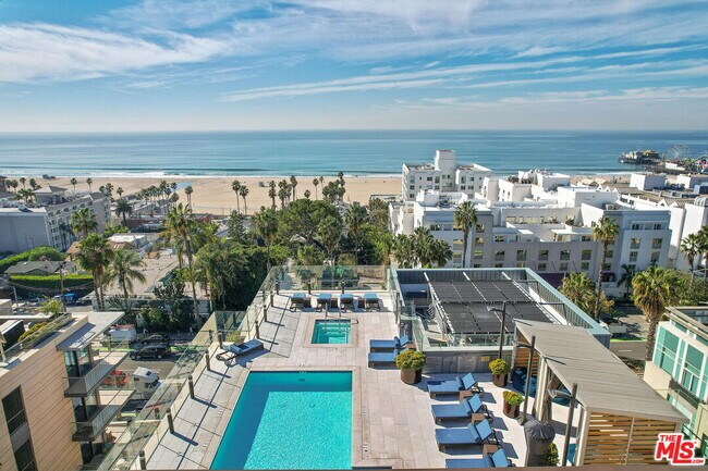 Building Photo - 1755 Ocean Ave