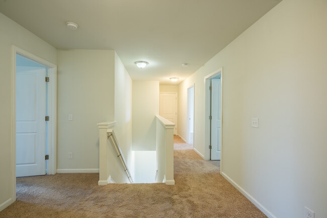Building Photo - 135 Davila St