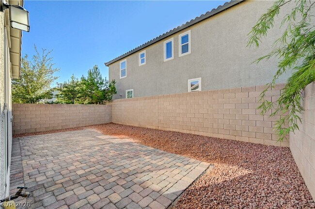 Building Photo - 4275 Tarim St