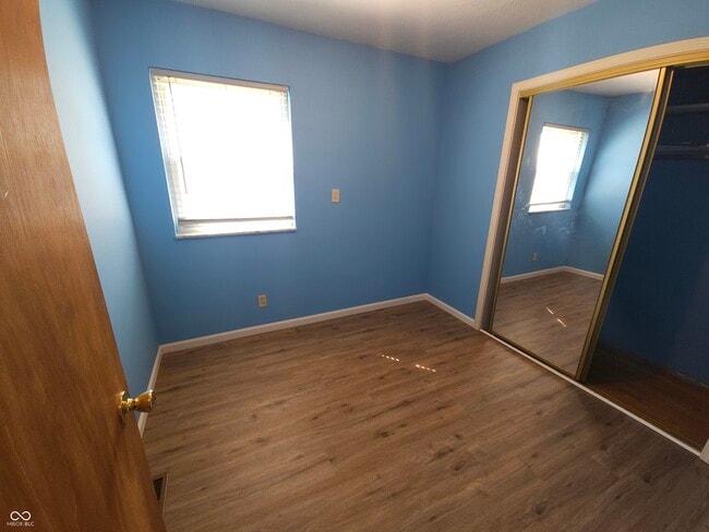 Building Photo - 844 Reda Rd