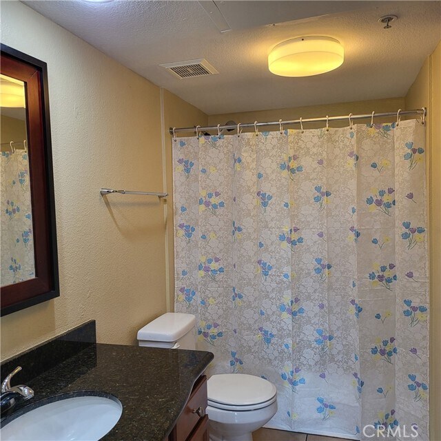 Building Photo - 1020 Vista Del Cerro Dr