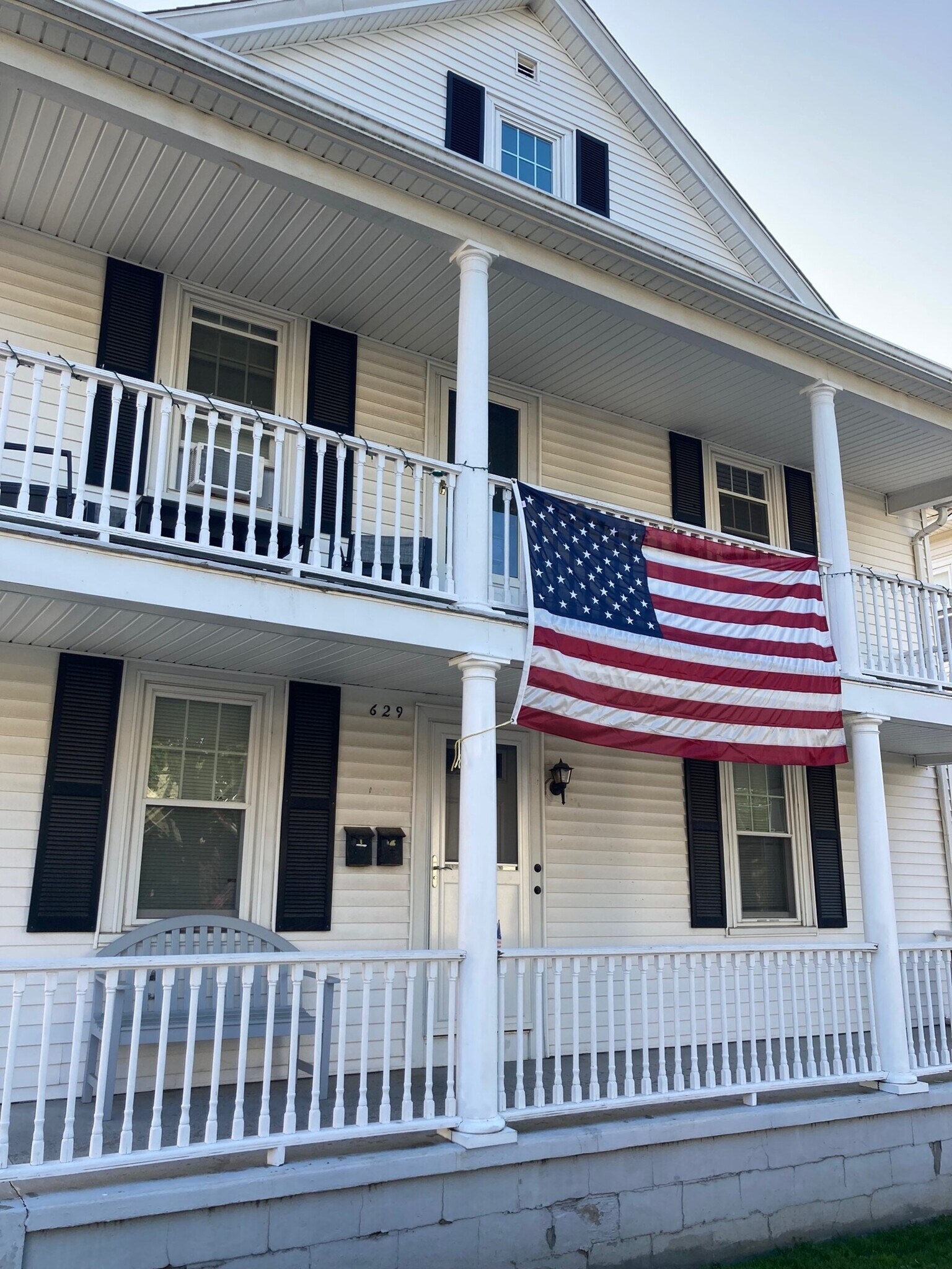 Building Photo - 629 Wood St