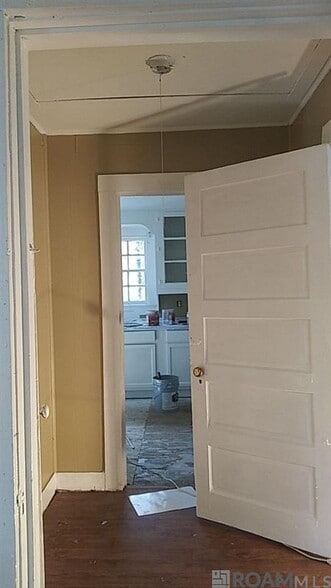 Building Photo - 3160 WYANDOTTE