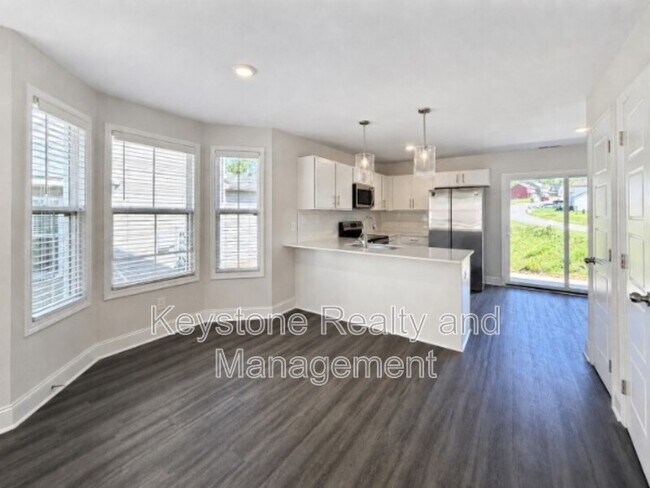 Building Photo - 1301 W Woodland Valley Ln