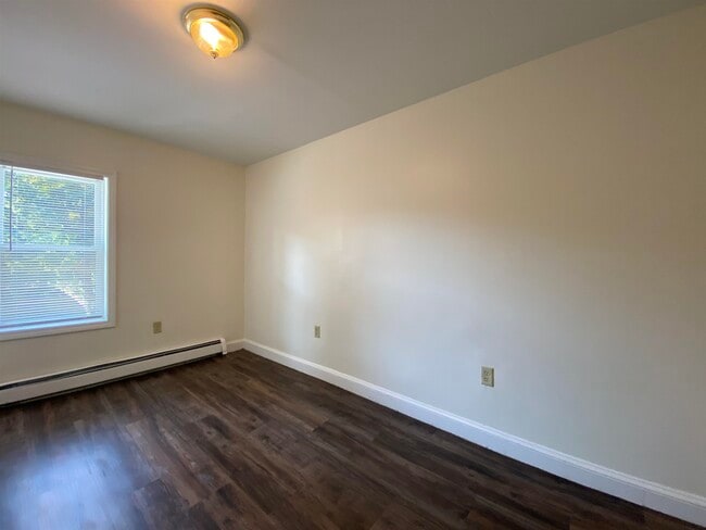 Building Photo - 53 Walker St