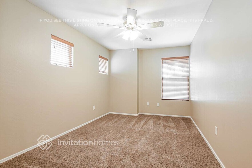 Building Photo - 4283 E Baylor Ln