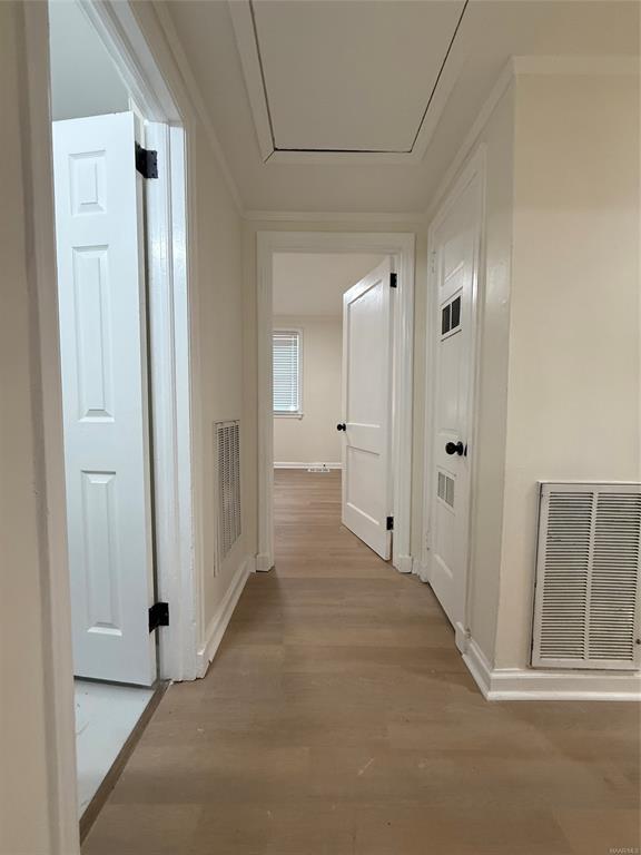 Building Photo - 15 Bradley Dr