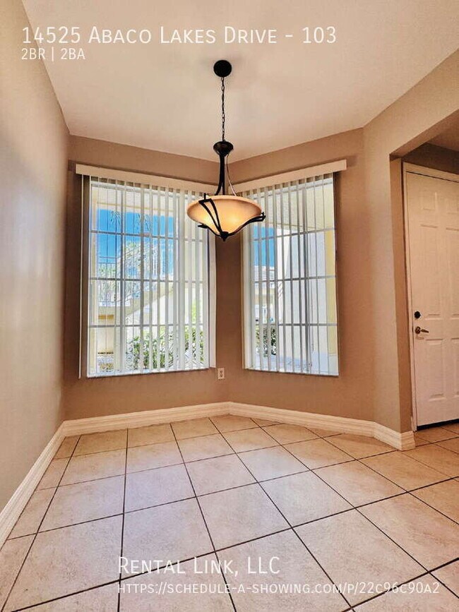 Building Photo - 14525 Abaco Lakes Dr