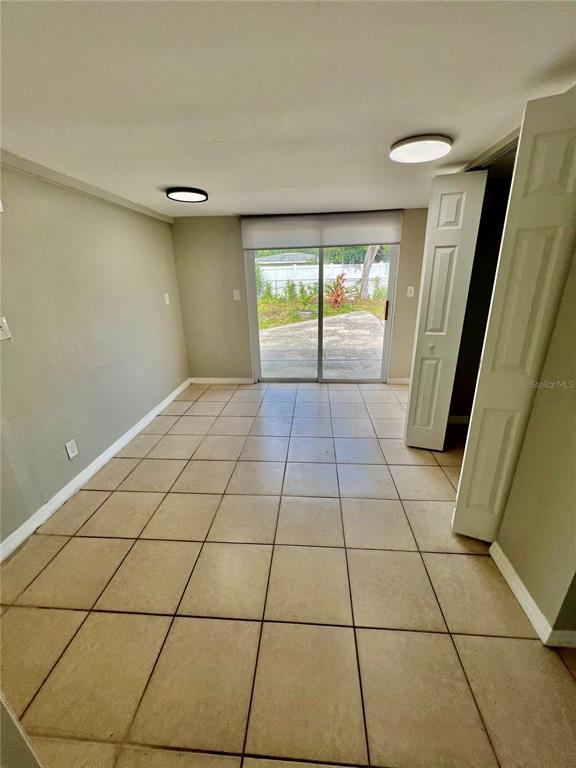 Building Photo - 7115 Orpine Dr N